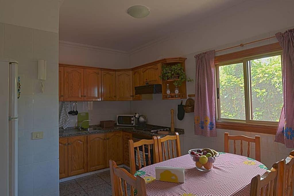 La Casa Del Huerto Apartment Los Baldios Екстериор снимка