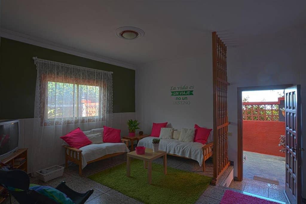 La Casa Del Huerto Apartment Los Baldios Екстериор снимка